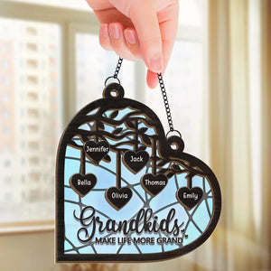 We Live In A Circle Of Love - Family Personalized Window Hanging Suncatcher - Gift For Grandma